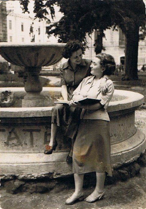 La fontana in Villa, 1953